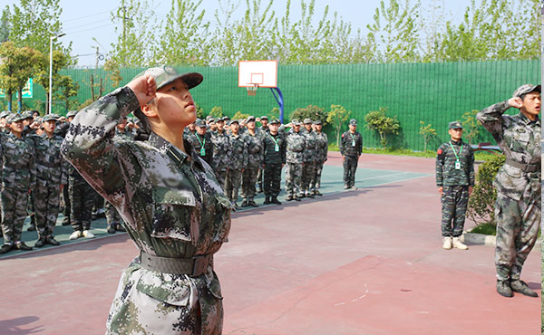 青少年教育學校：如何面對孩子厭學，父母該