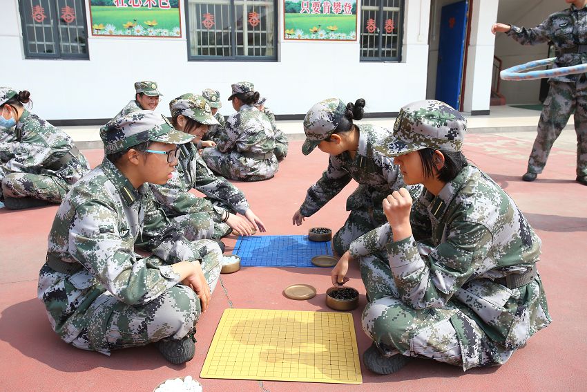 中國“雞娃”式教育，你家孩子在哪層？(圖2)