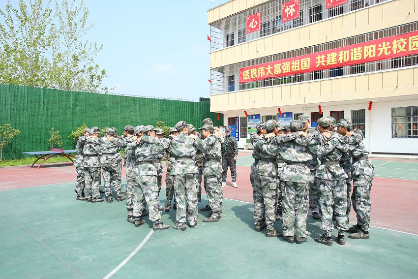 孩子上學(xué)不愿去咋辦，有什么好的建議嗎(圖2)