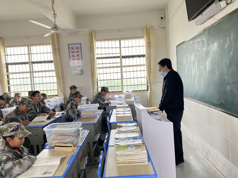 自卑心理解析，幫助家長(zhǎng)更了解孩子