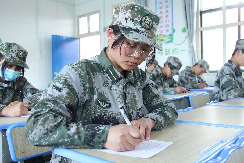 孩子叛逆期，減少對孩子的控制(圖1)