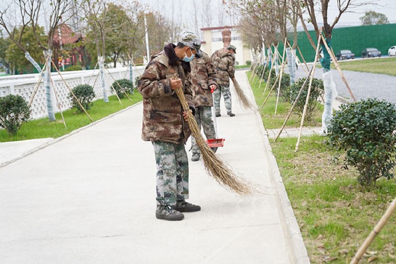 疫情之際潔凈的校園環(huán)境必不可少