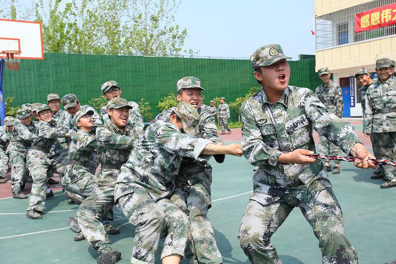 準軍事化管理是否讓一些家長感到壓抑？