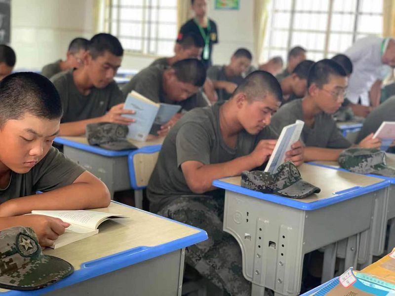 孩子不合群而不想上學(xué)怎么辦？
