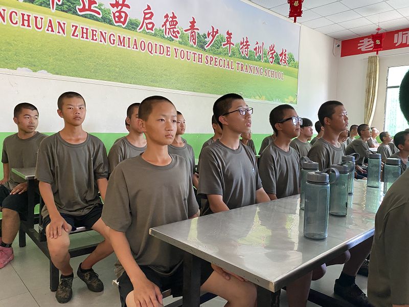 家有叛逆孩，父母首先要自己改變