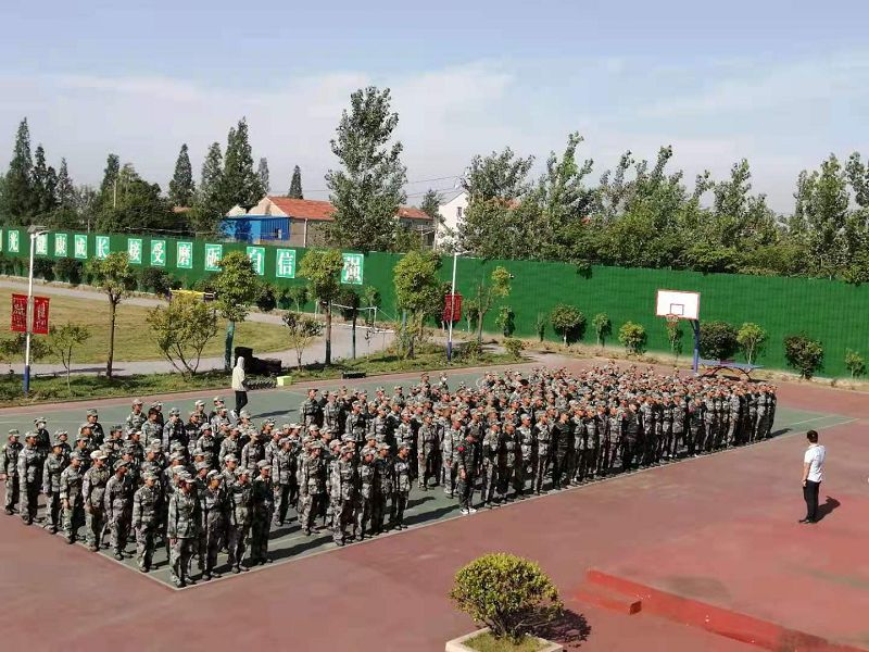 中學生早戀有什么危害？中學生早戀家長要怎