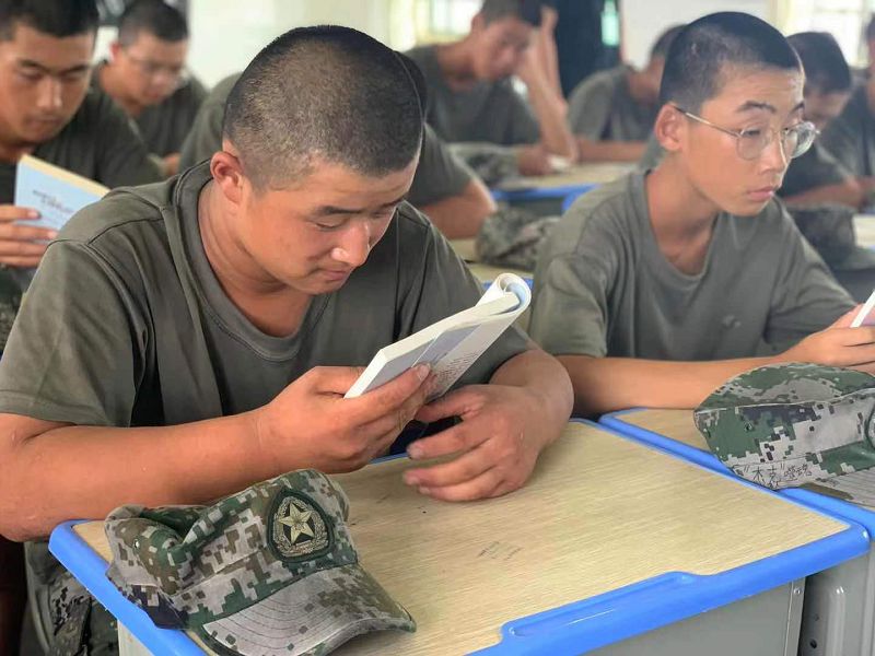 青春期孩子賴床不上學怎么辦？應對孩子不上學的措施