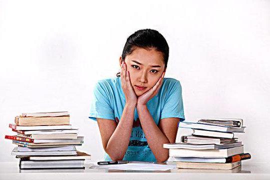 青少年處于叛逆期，不想讀書，厭學怎么辦？