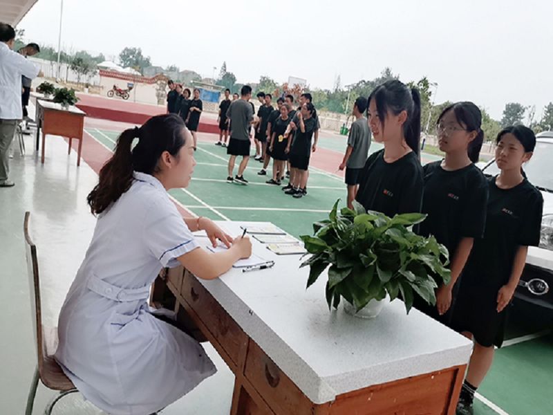 啟德叛逆孩子學(xué)校（湖北校區(qū)）每月常規(guī)體檢(圖2)